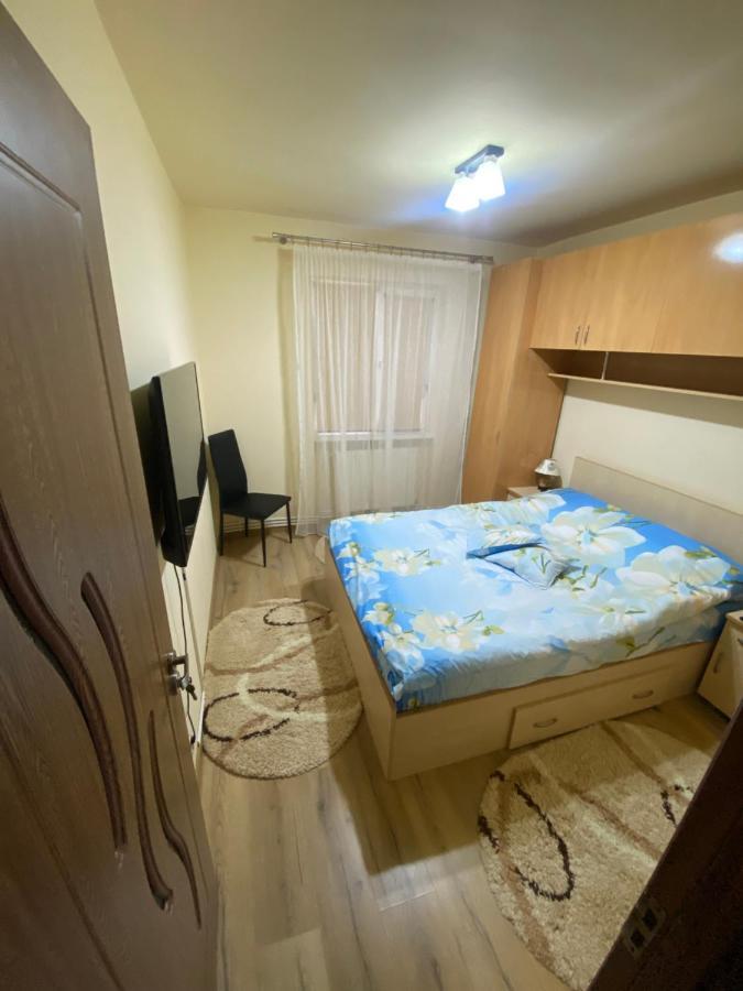 Apartament Regim Hotelier デヴァ エクステリア 写真